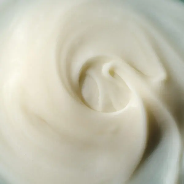 Visual Aesthetics Vitamin C 20% Serum - Image 3